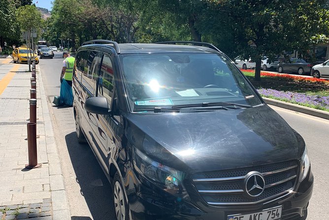 Izmir Airport Transfer - Should You Book It, or Keep It Simple With a Taxi?