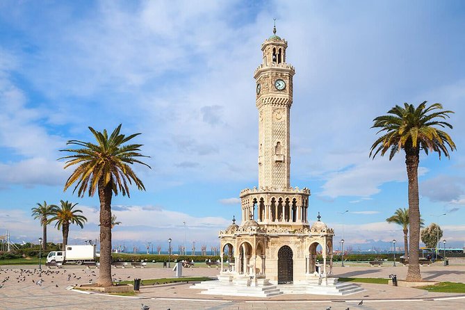 Izmir City Tour - Konak Clock Tower (Saat Kulesi): the Ottoman centerpiece