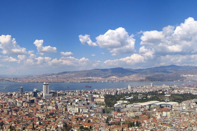 Izmir City Tour - Kizlaragasi Han Bazaar: an Ottoman-style shopping pause