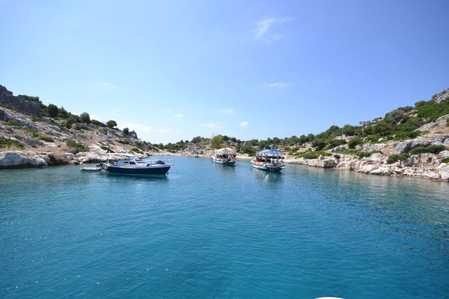 Kalkan: Kekova Sunken City Boat Trip - Pirate Cave and Burc Bay: short stops that add variety