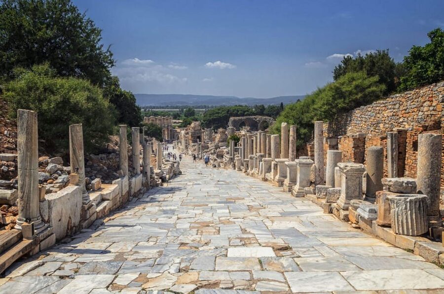Kusadasi: Ephesus, House of Virgin Mary, and Temple Tour - The House of the Virgin Mary: quieter, more personal, and worth planning clothes for