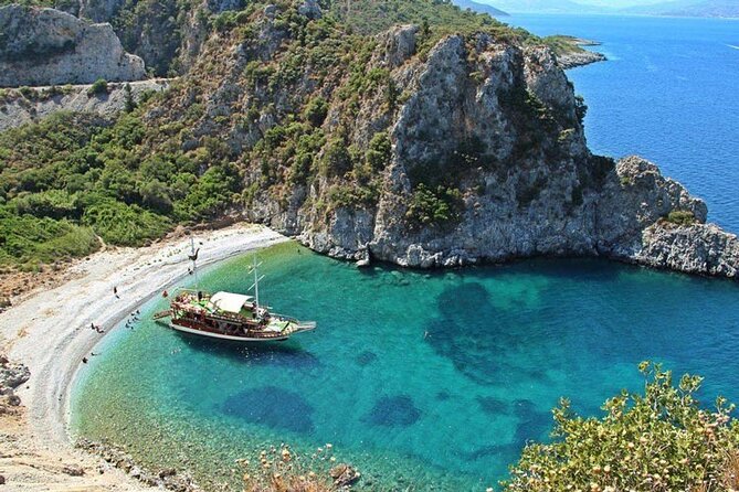Kusadasi & National Park Boat Tours with Lunch and Transfer - Onboard Life: Sun, Shade, Music, and the Photo Moment