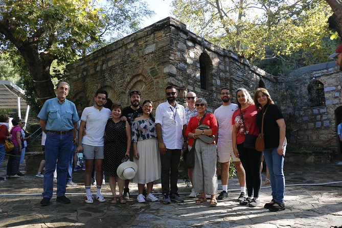 Kusadasi Port: PRIVATE Ephesus Tour for Cruise Passengers - Terrace Houses in 30 minutes: ancient villas, wall art, and graffiti