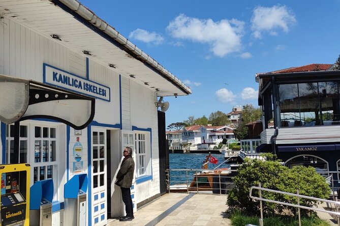 Luxury Bosphorus Yacht Cruise – Stopover in Asian Side - Price and Value: Is $36.30 a Good Deal for 2.5 Hours?