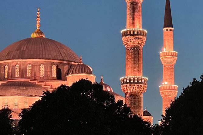 Luxury Private Istanbul Tour (allTickets and Transfers) VIP OSCAR - Blue Mosque stop: Sultan Ahmed I’s skyline and the interior blues