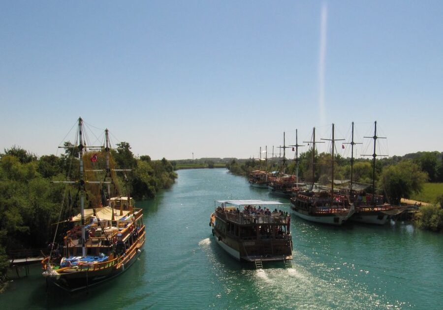 Manavgat Cruise & Grand Bazaar w/Lunch and Unlimited Drinks - Grand Bazaar Time in Manavgat: How to Shop Without Getting Tired