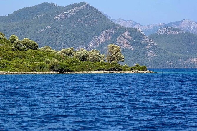 Marmaris Aegean Islands Boat Trip With Lunch & Unlimited Drinks - Aquarium Bay: Clear Water That Looks Like an Aquarium