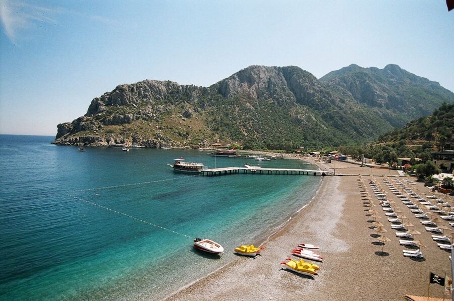 Marmaris All-Inclusive Boat Trip with Free Sunbed & Lunch - On board: crew energy, music level, and practical comfort