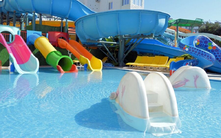 Marmaris: Atlantis Water Park Transfer and Entry Ticket - Kids pool time and safe play areas for families