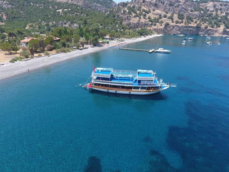 Marmaris: Boat Trip w/Lunch, Transfer & Unlimited Drinks - The Boat Comfort Factor: Sunbeds, Shade, and Crew