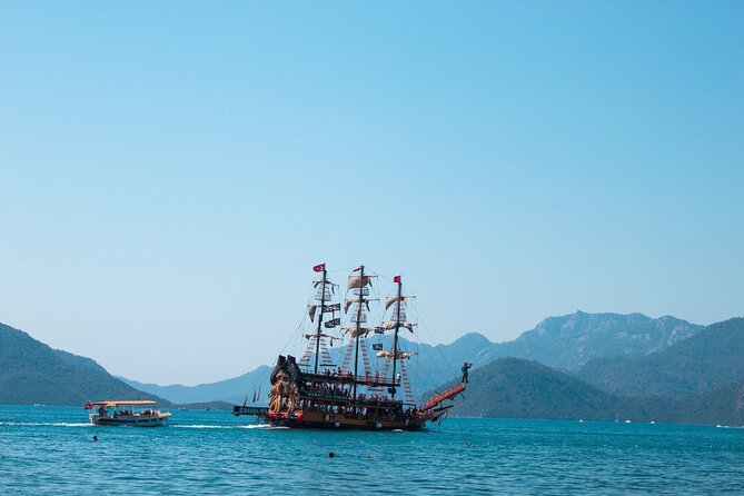Marmaris Pirate Boat Incl. Lunch, unlimited Drinks with Transfer - The Boat Experience: Spacious, Social, and Powered by Pirate Jack