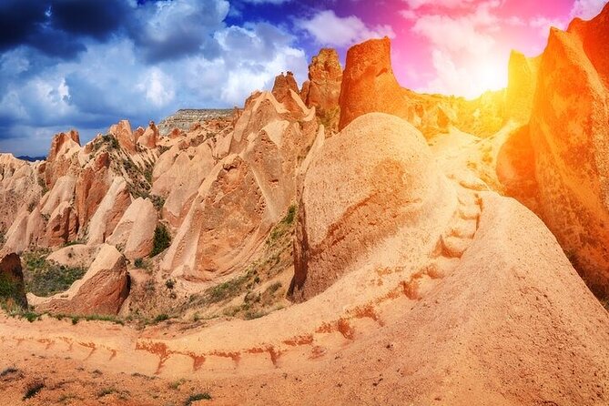 North Cappadocia Red Full-Day Guided Tour with Lunch - Zelve Open Air Museum and Fairy Chimneys: caves with context, not just rocks
