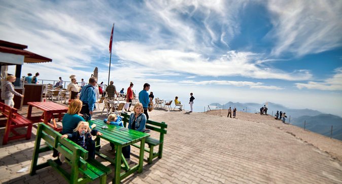 Olympos Cable Car Ride to Tahtali Mountains from Antalya - What You Get Up Top: Views, Souvenirs, and Photo Options