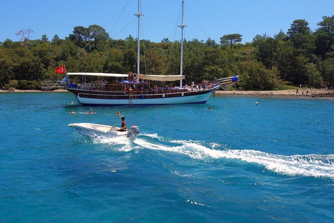 Orak Island, German Bay, Rabbit Bay Boat Tour incl. Lunch - Meeting point and the 11:00 am start: how to time your day