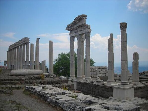Pergamon Tour - Price and Value for $229.29, Tickets, Lunch, and Guide Included