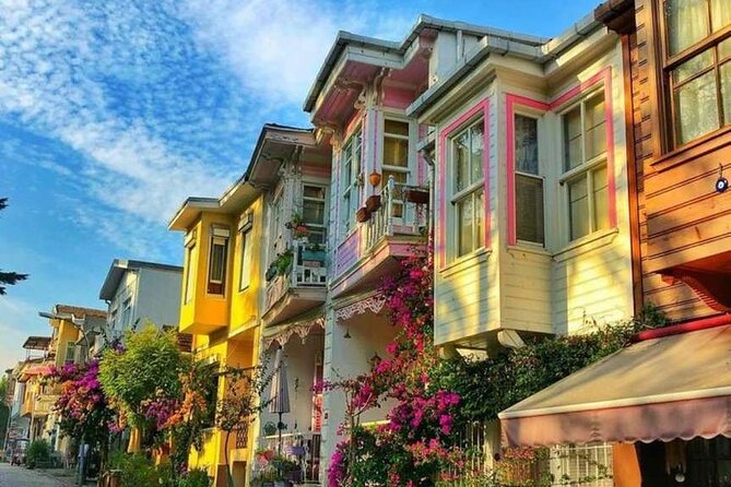 Princes Island Tour From Istanbul - Büyükada Churches, Town Life, and the Lunch Break That Actually Helps