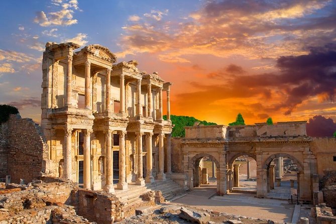 Private 4 Days Turkey Tour from Istanbul to Cappadocia, Ephesus, Pamukkale - Day 4: Pamukkale’s terraces and Hierapolis, then the return to Istanbul