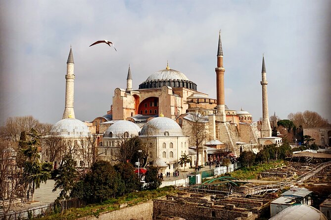 Private 5-6h: Topkapi + Hagia Sophia + Blue Mosque + Grand Bazaar - Why This Sultanahmet Day Works (Tickets Plus a Real Plan)