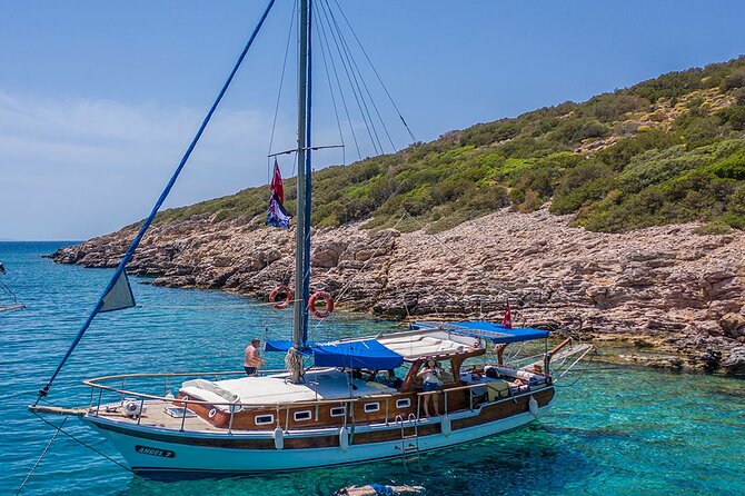 Private 6-Hour Boat Tour with Lunch in Bodrum Bays - Lunch and drinks: what is included, what is extra, and how to avoid surprises