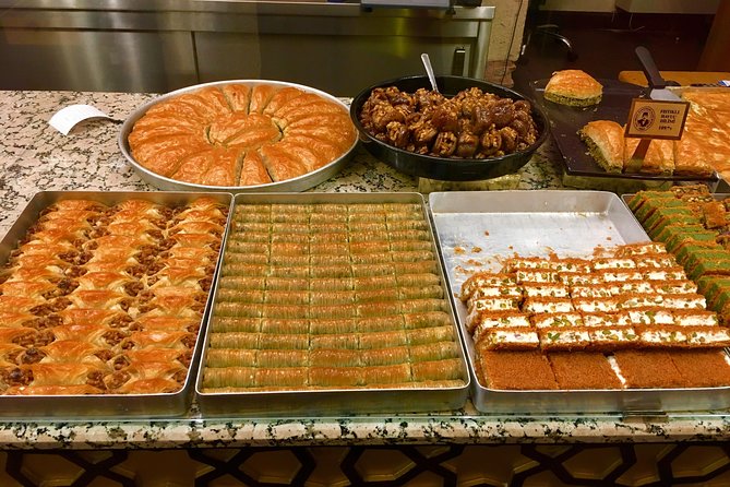 Private and guided Istanbul food tour - Taste of Istanbul - Beyond the food: the neighborhoods and the local-use knowledge