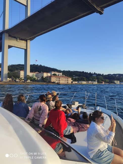 Private Bosphorus Yacht with Local Guide and Snacks - Key points to know before you go