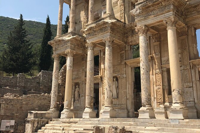 Private Ephesus Day Tour From Istanbul by Plane - Lunch in the countryside, and why the meal matters on a long travel day