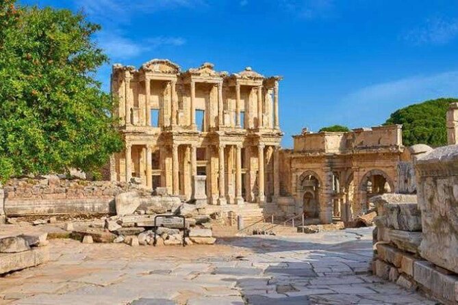 Private Ephesus skip line Tour Lunch inc only for cruisers - Lunch, drinks, and what your $65.29 actually buys