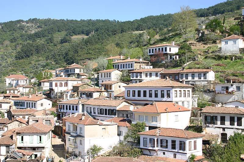 Private Ephesus, Terrace Houses & Sirince Village Tour - Getting picked up in Kusadasi or Izmir, and why private timing helps