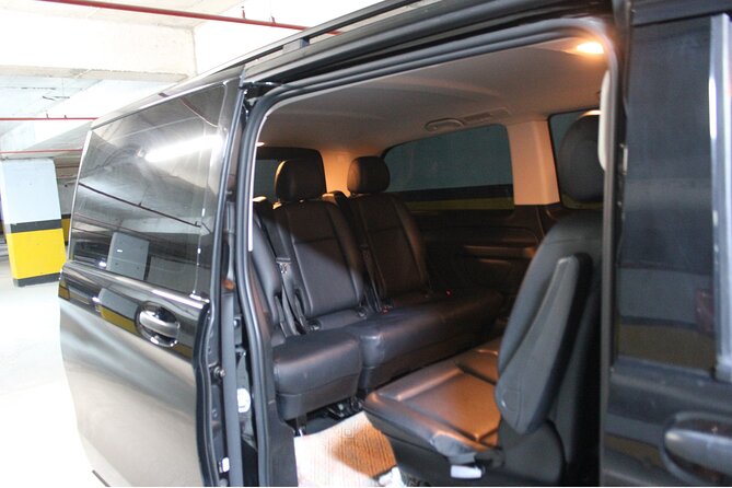 Private Istanbul Airport (IST) Arrival or Departure Transfer - Vehicle comfort: what you get for the $32.50 per person