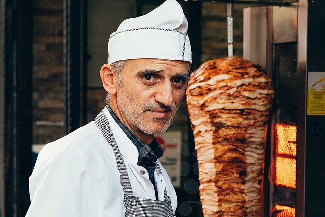 PRIVATE ISTANBUL FOOD TOUR & Hidden Pearls of the old city - Stop 3, Eminonu Square: Street Food Energy, Without Feeling Lost