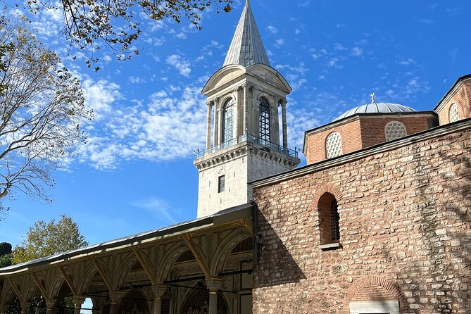 Private İstanbul Tour With Professional Tour Guide - Does the private price add up in Istanbul’s old city?