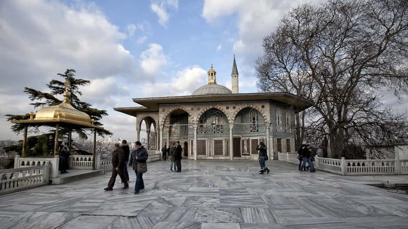 Private Iznik (Nicaea) Guided Tours - Roman-Byzantine city walls and gates you can actually trace
