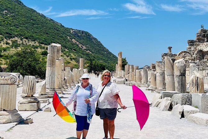 PRIVATE TOUR FOR CRUISERS: Mary's House (Meryemana) and Ephesus - Views Around Kuşadası: Pigeon Island and Town Panoramas