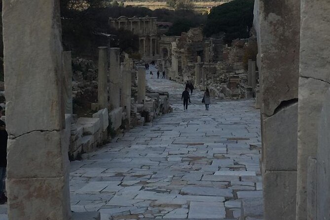 Private Tour from Izmir to Ephesus, Artemission, Virgin Mary House incl. Lunch - The Temple of Artemis stop: seven wonders, today’s reality