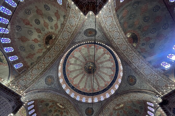 Private Tour to Historical Peninsula in Istanbul - Basilica Cistern: Medusa head and Roman water logic underground
