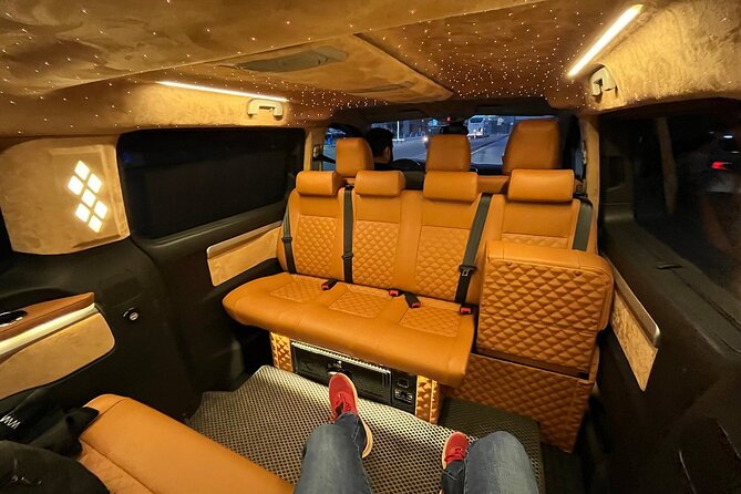 Private Transfer to Istanbul Airport from Fatih,Besiktas,Beyoglu - Where you will be met at Istanbul Airport