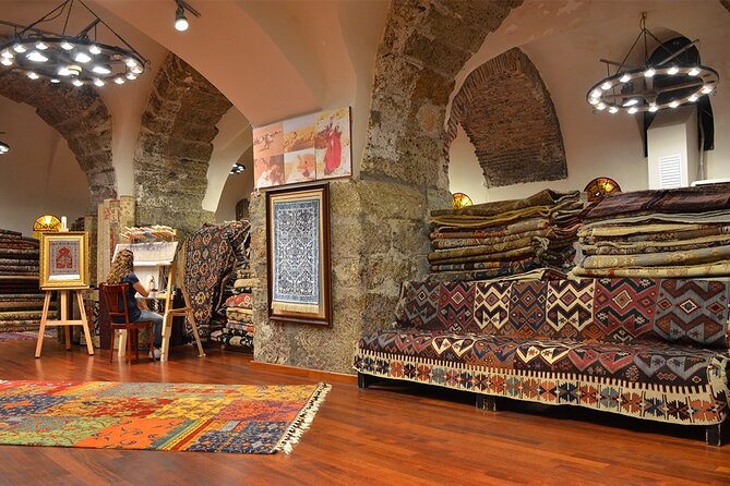 Private Turkish Carpet Shopping at Historic Caravanserai - Meet the Master Weavers, Watch Silk Become Thread