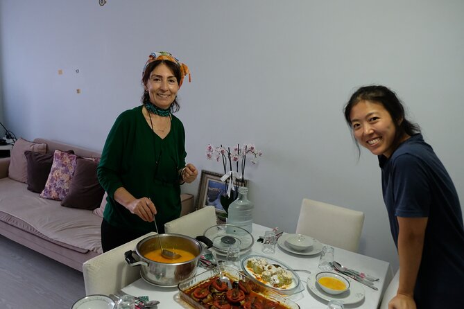 Private Turkish Cuisine Cooking Class with Local Moms - Besşiktaş and the Dolmabahçe Palace stop, why location matters