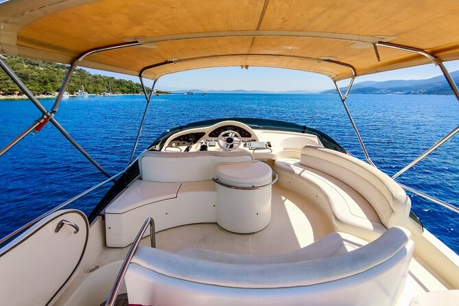 Private VIP Motoryacht Charter in Bodrum For 6 Hours With Lunch - Alcohol, Photos, and the Little Rules That Shape the Day