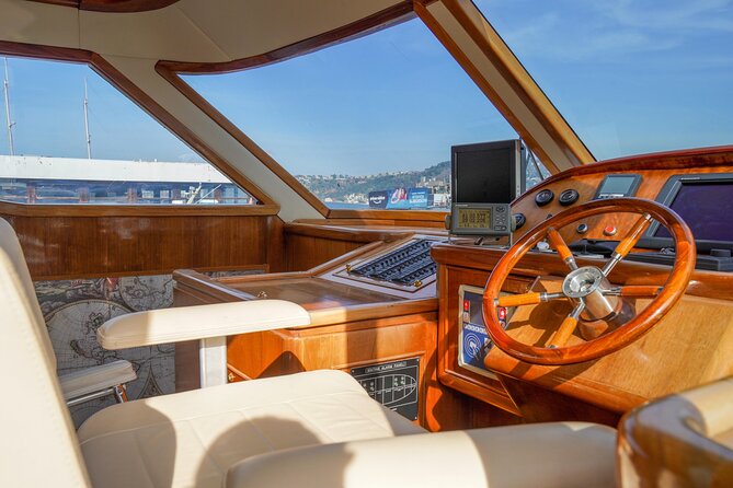 Private Yacht Cruise on Bosphorus - Bridges and forts that explain why Istanbul had to be guarded