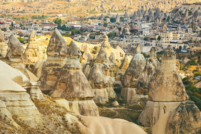 Red (North) Tour Cappadocia (small group) with lunch and ticket - Pickup timing around Göreme, and how to plan your morning