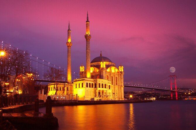 Romantic Night Cruise Live Violinist - Ortaköy and Bebek: neighborhoods you can actually place