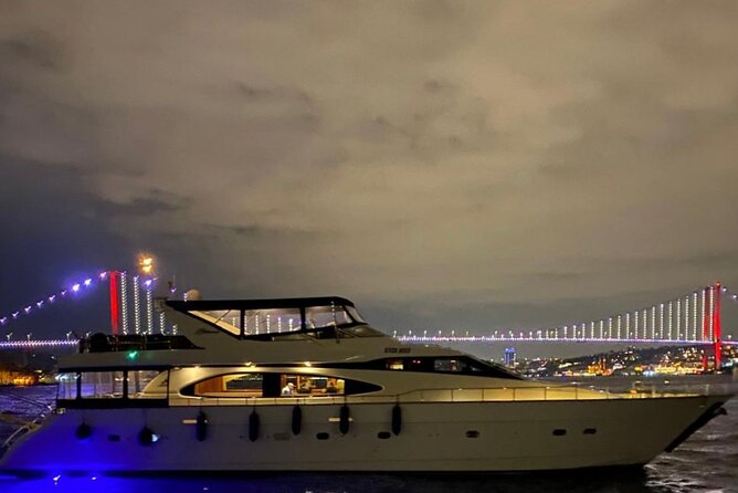 Romantic Night Cruise Live Violinist - Bosphorus Bridge and Fatih Sultan Mehmet Bridge: steel symbols over the strait