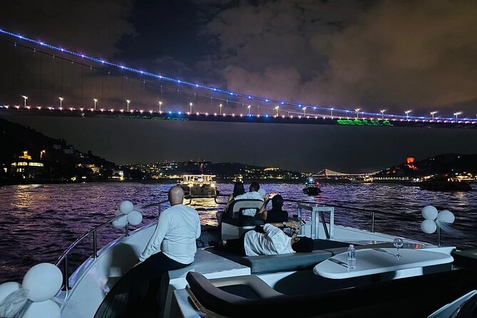 Romantic Night Cruise Live Violinist - Küçüksu Palace and Beylerbeyi Palace: quieter imperial waterfronts