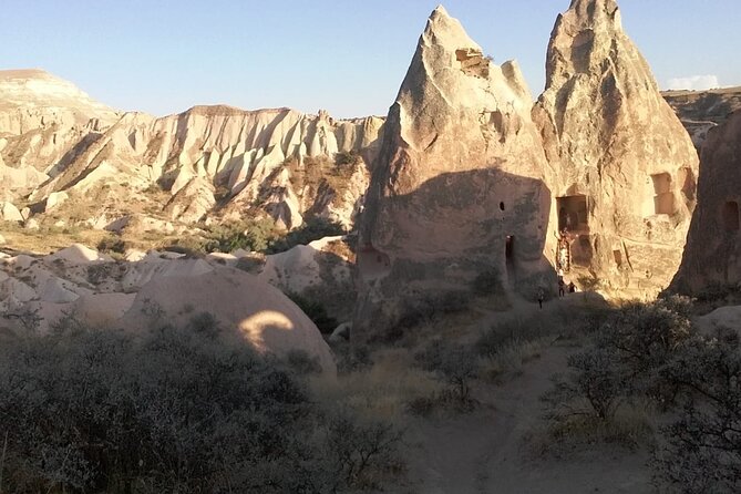 Rose Valley Sunset Hiking in Cappadocia - Weather and rain: what changes when sunset clouds roll in