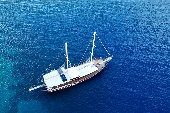 Sail Turkey: 18-39's Fethiye to Olympos Gulet Cruise - What the included food, Wi-Fi, and water mean for your day