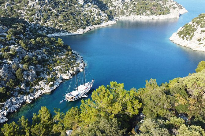 Sail Turkey: 18-39's Fethiye to Olympos Gulet Cruise - Day 1 in Fethiye: check in, then straight into the water
