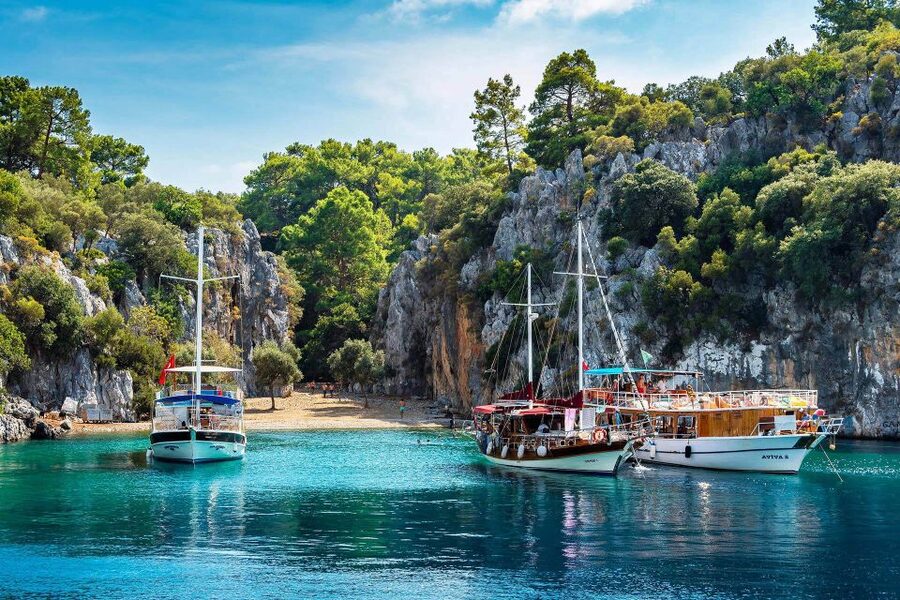 Sarigerme: 12 Islands Boat Trip with Lunch and Transfer - Bedri Rahmi Cove: tombs, oleanders, and a quieter pace