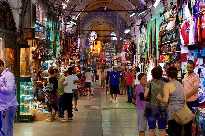Shopping in Grand Bazaar - Meeting Near Çemberlitaş and Getting You Into the Right Rhythm