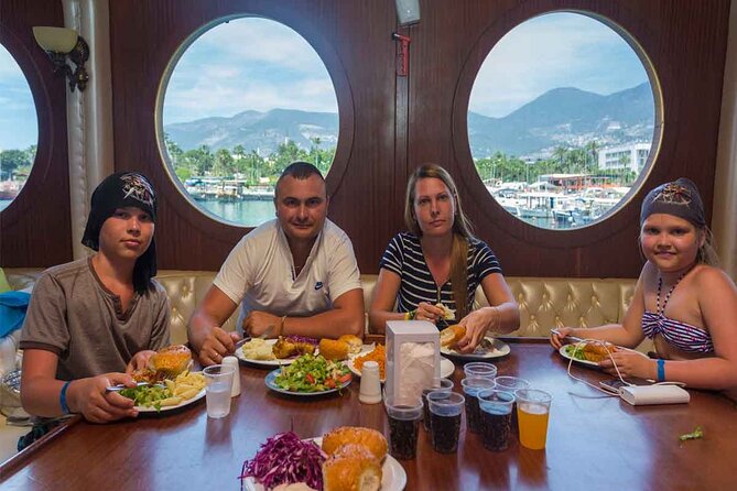 Side-Alanya: Pirate Yacht Tour (Legend Big Kral) with Lunch-Drink - Children’s Animation and the Foam Party: Where the Day Jumps